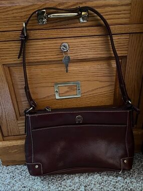 Leather Shoulder Bag in Deep Burgundy